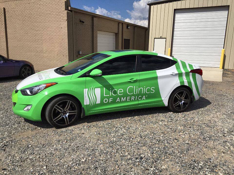 Green Bay Car Wraps signage