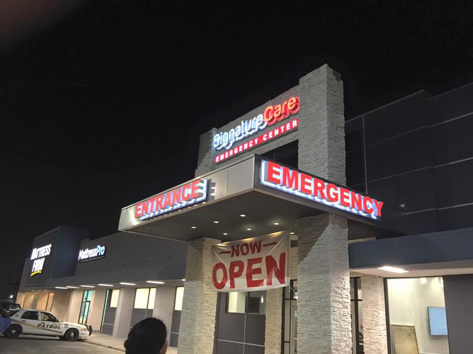 Hospital Signs — exterior arrival & emergency guidance
