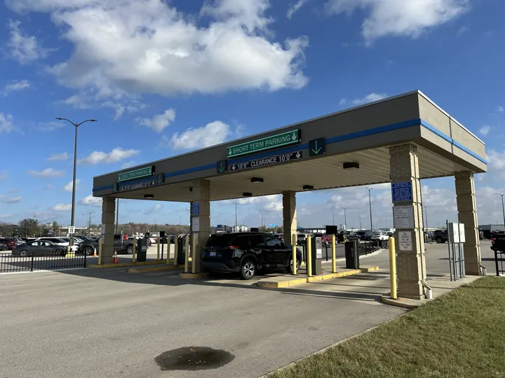 Austin Straubel Airport — directional signage project by Covenant Signs and Graphics