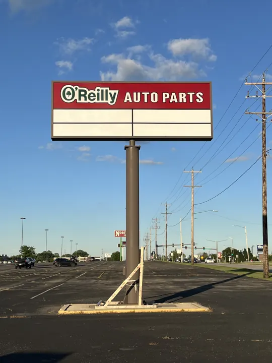 Northland Mall — O’Reilly pylon sign project by Covenant Signs and Graphics