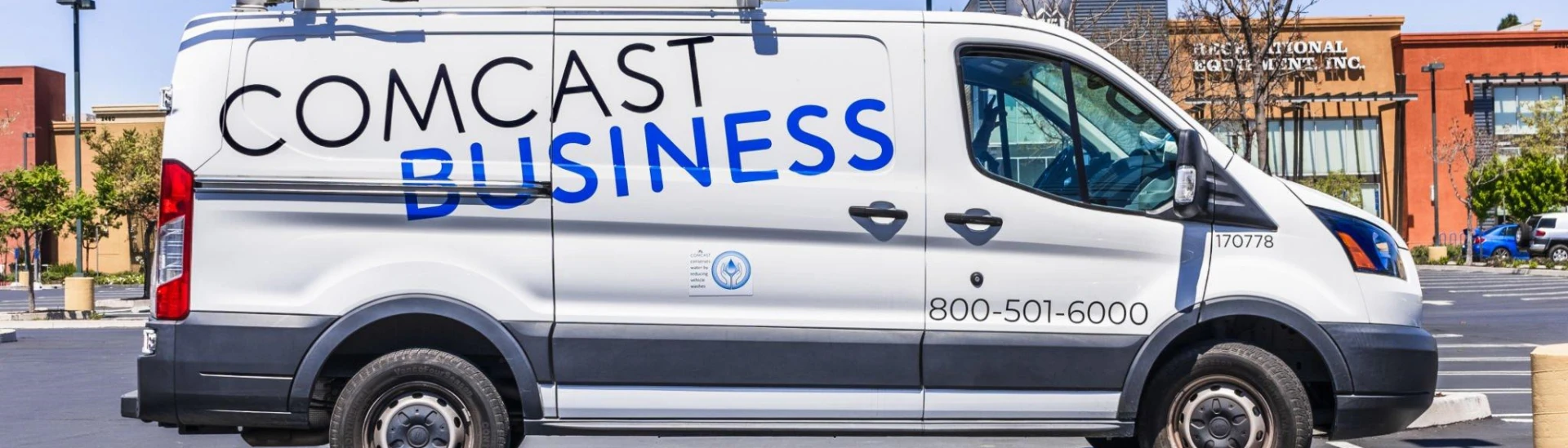 Green Bay Vehicle Lettering signage